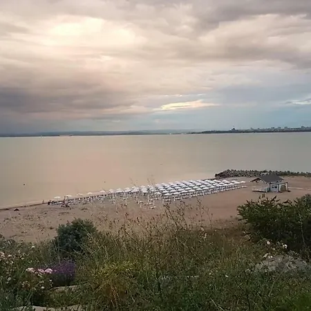 Daire Sarafovo D&v