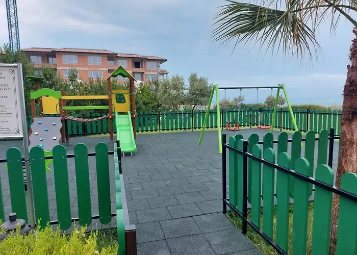 Апартамент Sarafovo D&v